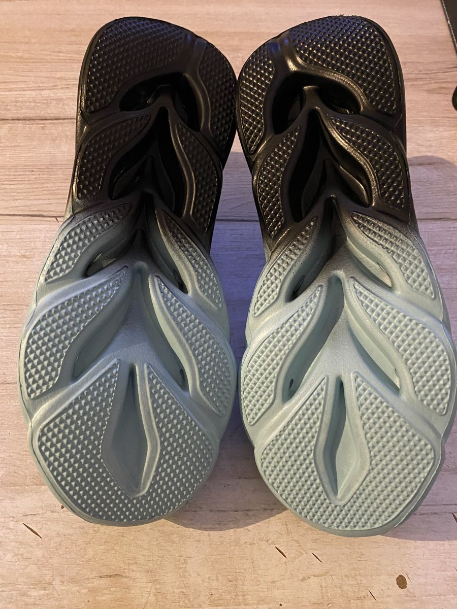 Scarpe da donna: Sneakers Damen hellblau/schwarz Grösse 42 – Nuovo (secondo la descrizione) da Aesch BL venduto da 39QueenOFSales39 4