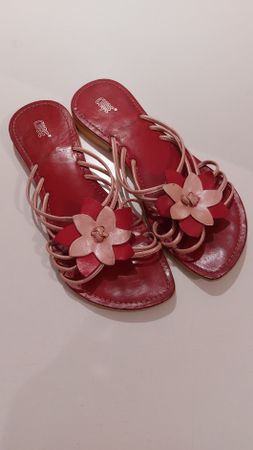 Sommerliche Zehentrenner CUBE mit Blume, Grösse 40, Rot/Rosa