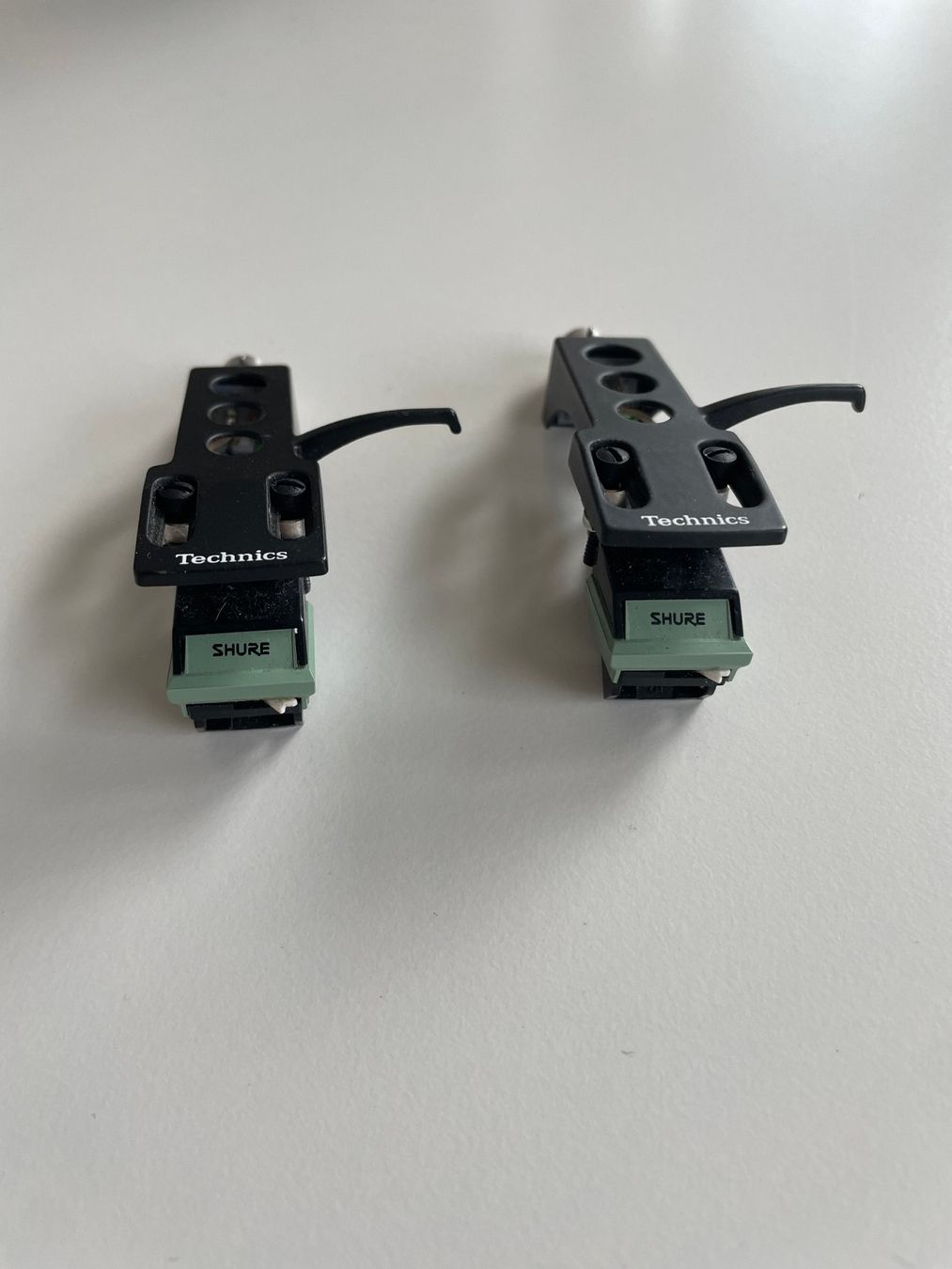 Musikinstrumente: 2x Tête de lecture Technics avec aiguille Shure SC39EJ – Gebraucht aus Biel/Bienne von DemCon