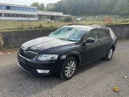 Skoda Octavia 1.6 TDI 4X4 Unfall ab 1.- CHF