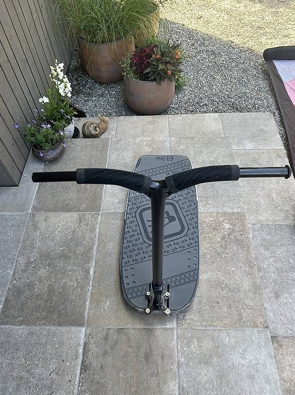 Surfboards & Schwimmbrette: Scoot Pump Board Strizy – Gebraucht aus Gampelen von Chutz444 1