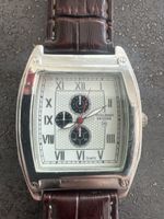 Élégante montre chronographe rectangulaire - Prix cassé!