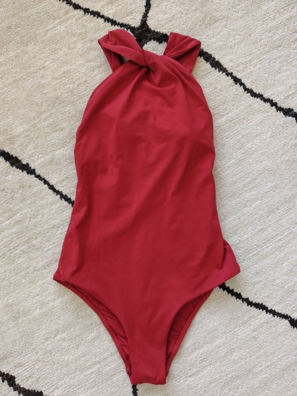 Oysho Costumi da bagno & Bikini: Oysho roter Badeanzug, S – Usato da Baden venduto da jcm_9dkf