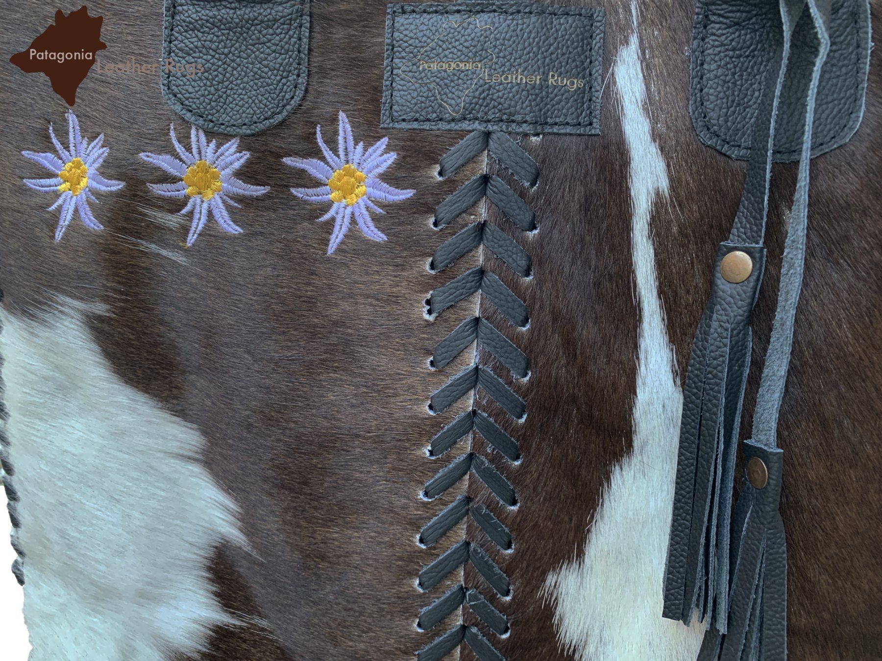Borse da donna: Handtasche aus echtem Kuhfell Edelweiss – Nuovo e nell'imballaggio originale da Arbedo venduto da patagonialeatherrugs 2
