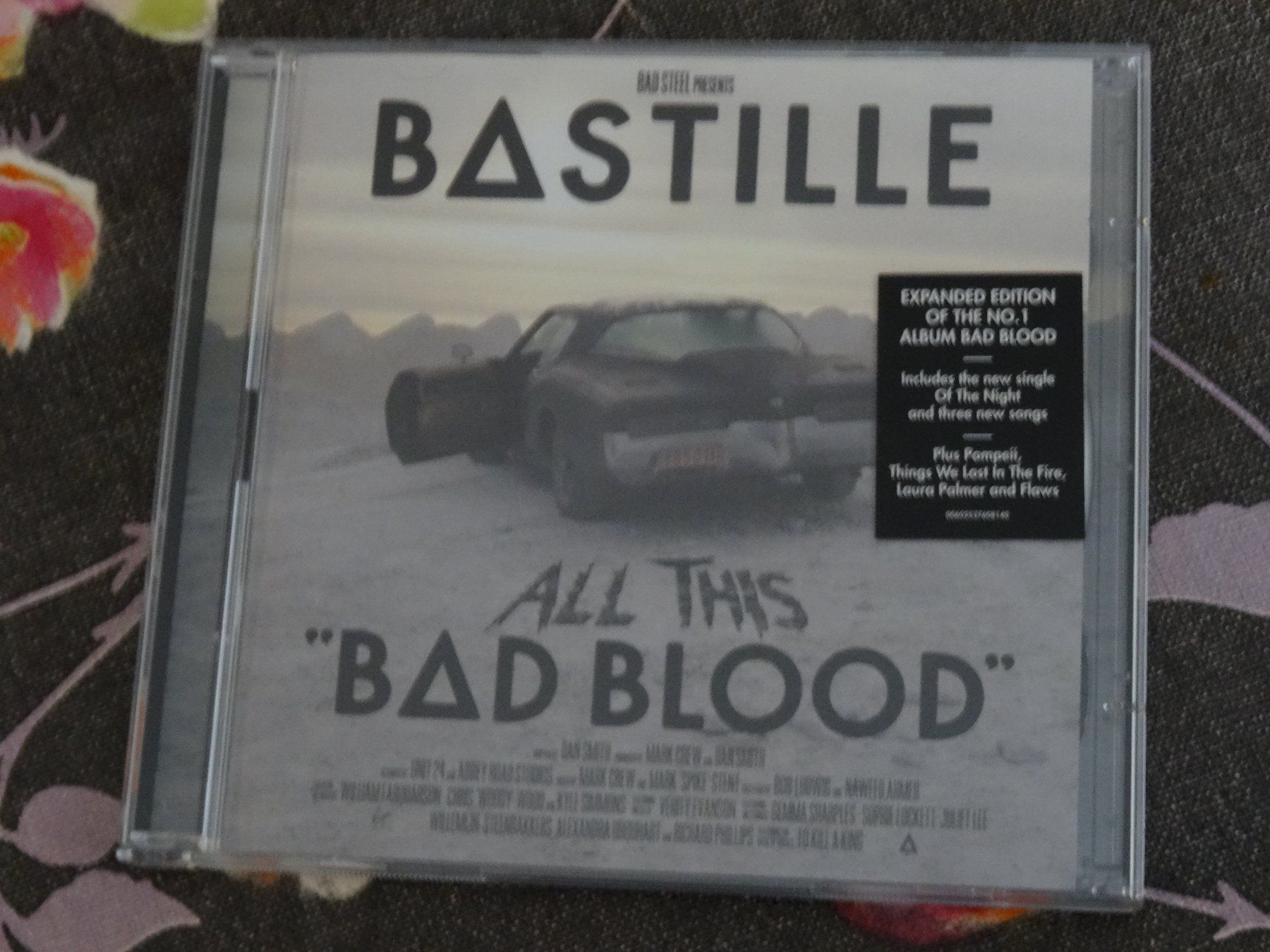 CD: Bastille - All this Bad Blood CD – Usato da Olten venduto da Disc-Ausverkauf
