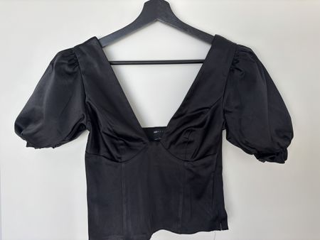 ASOS DESIGN black puff sleeve top size UK 8 EU 36