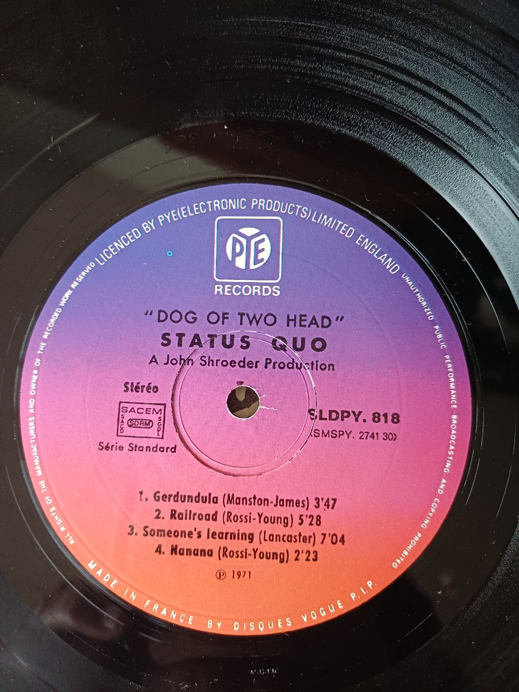Dischi in vinile: Status Quo "Dog of two head" LP – Usato da Begnins venduto da Drastic-Sound 5