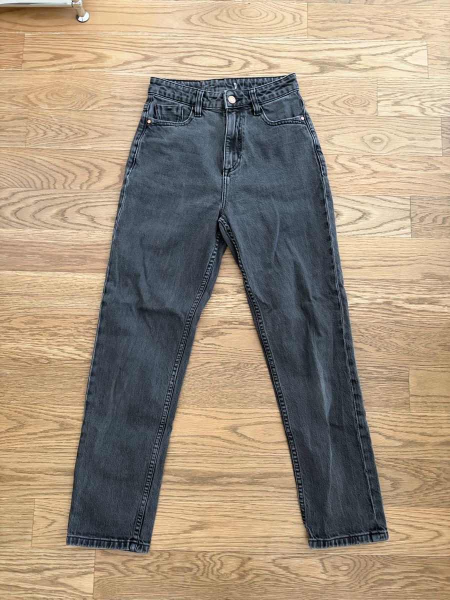 Zara Jeans: Mom Jeans Zara – Usato da Zürich venduto da liv_wyz7