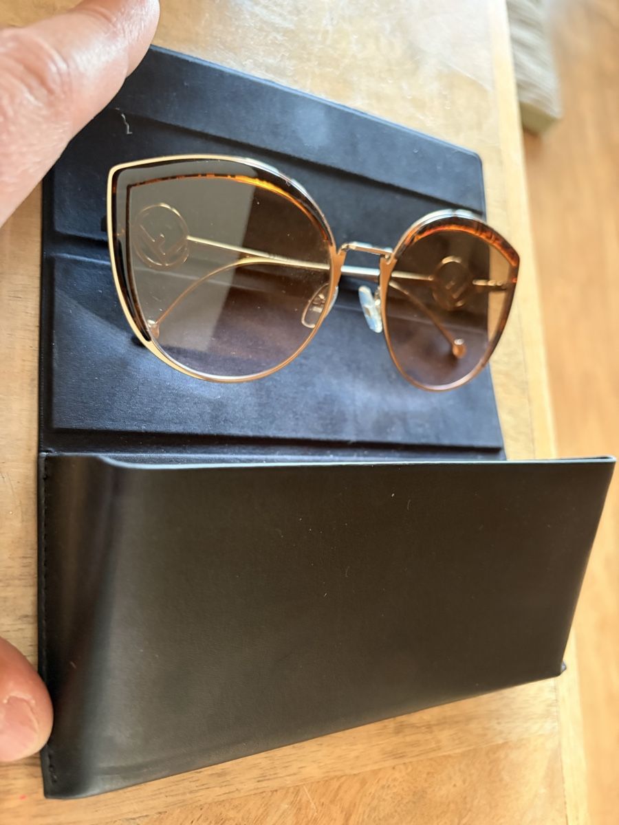 Fendi Occhiali & Lenti: Lunettes de soleil Fendi – Usato da Crans VS venduto da yor_n5h8 3