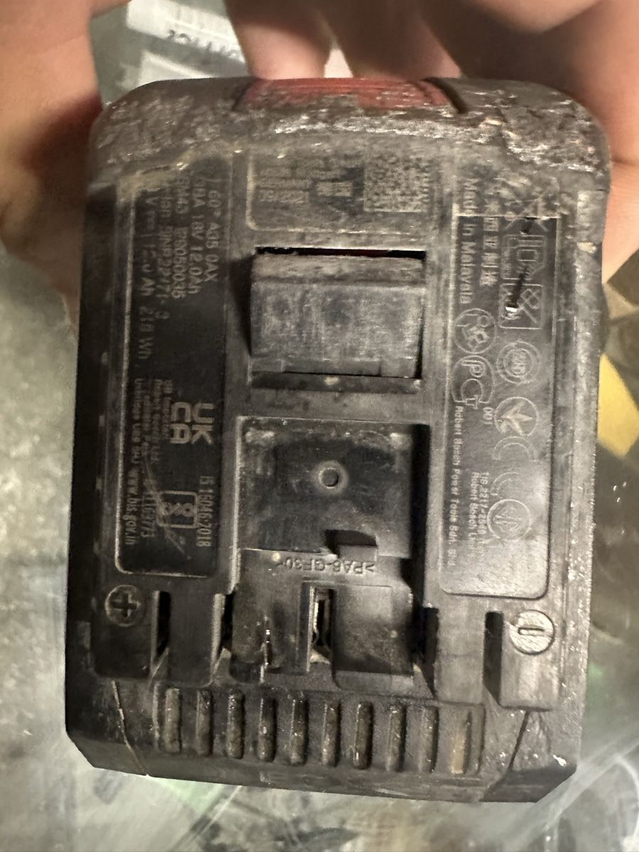 Bosch Batterie: Bosch Professional Akkupack ProCore 18 V / 12 Ah – Difettoso da Innerberg venduto da Brabus81 2