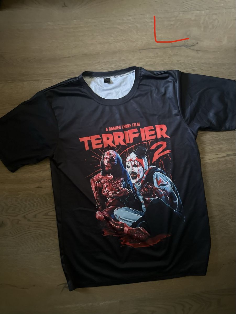 T-shirt: Terrifier T-Shirt – Usato da Flums venduto da nad_m8br