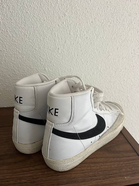 Nike Scarpe da uomo: Nike Sneaker Nike Blazer Mid Gr. 39 weiss – Usato da Güttingen venduto da sin_6lcy 1