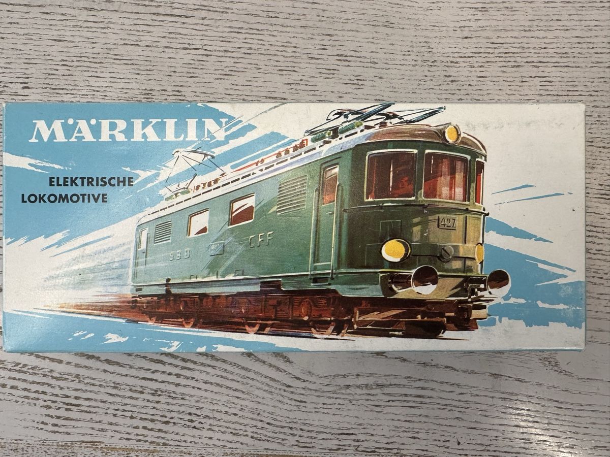 Märklin Modelleisenbahnen: Märklin 3014 SBB Re 4/4 I – Gebraucht aus Lupsingen von New-Haven 7