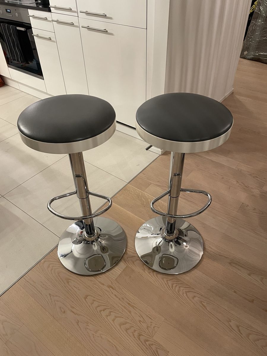 Allestimento di negozi e stand fieristici: 2x Tabourets Bar – Nuovo (secondo la descrizione) da Cologny venduto da ggin1223
