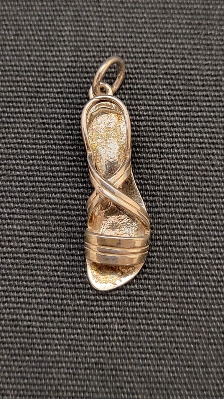 Pendentifs: Silber-Anhänger SANDALE – D'occasion à Basel par spinne02 2