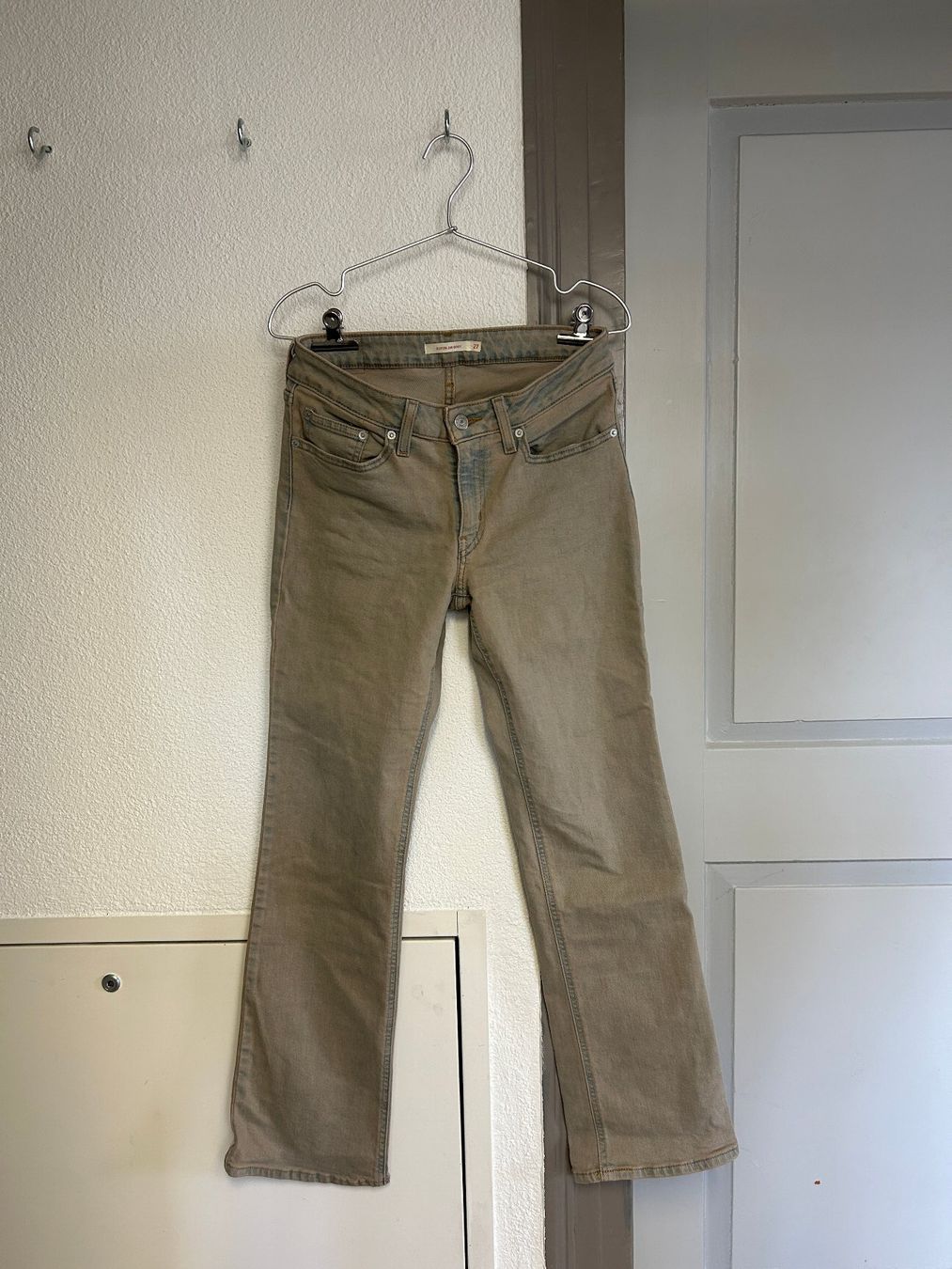 Levi's Jeans: Levis low-rise boot-cut Jeans 27 – Usato da Zürich venduto da ins_w679