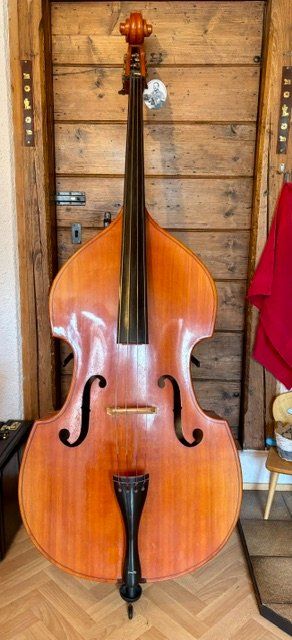 Instruments de musique: Kontrabass aus der DDR – D'occasion à Frutigen par MoMeJa 1