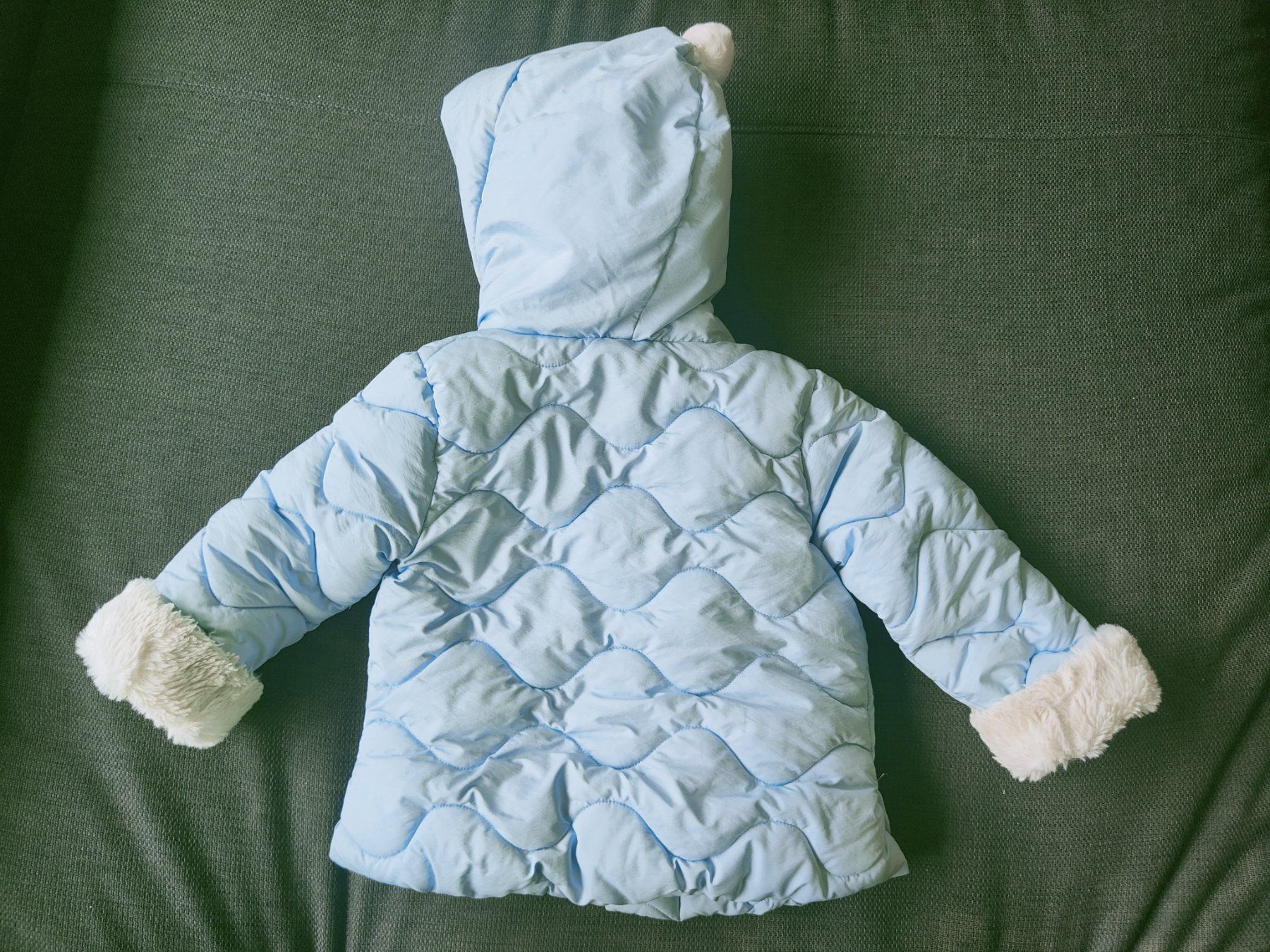 Giacche & Cappotti: Wärme Winterjacke Mädchen Gr. 86 hellblau mit Kunstfell 3... – Usato da Sursee venduto da lou19 2