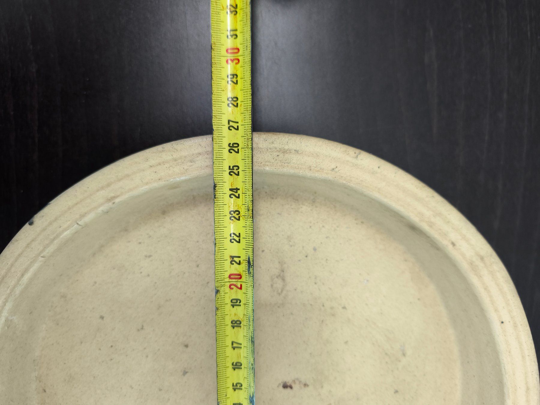 Untersetzer: Rustikale Keramik-Untersetzerplatte, Durchmesser 22cm – Gebraucht aus St. Gallen von Arti24 3