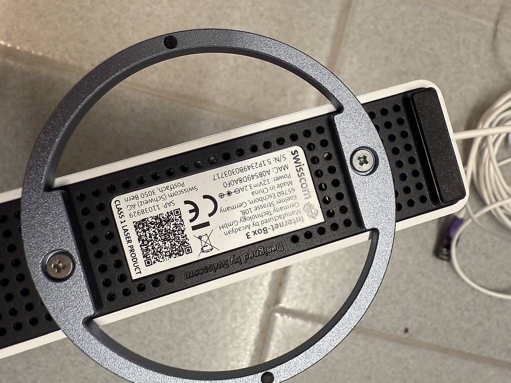 Modem & Router: Swisscom Internet Box 3 – Usato da Gwatt (Thun) venduto da Bennae 1