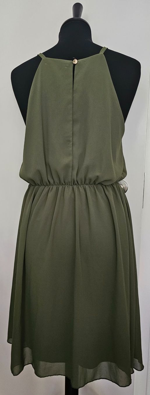 Vestiti: Robe -Taille S/M – Usato da Court venduto da Jovi2 1