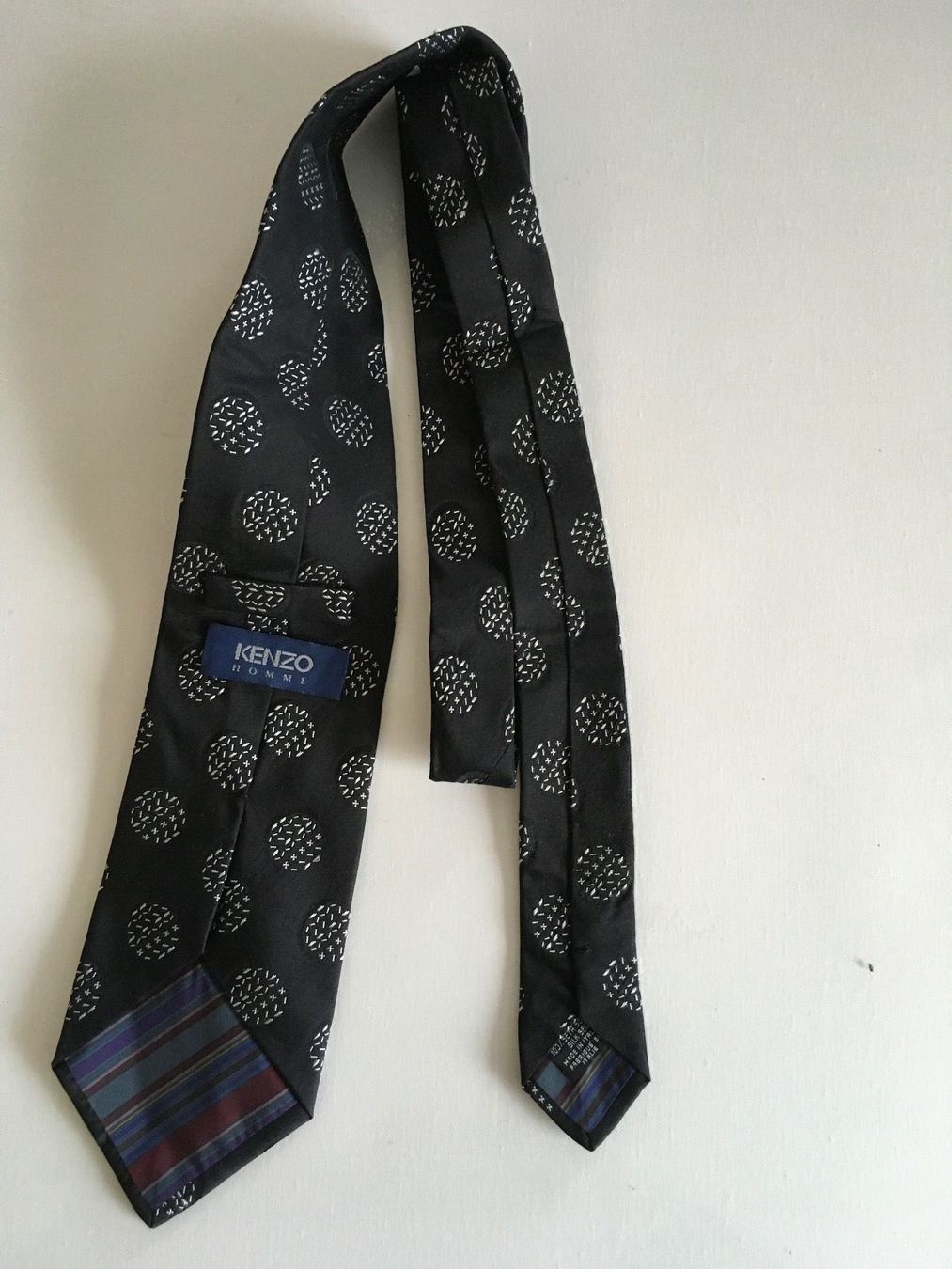 Kenzo Cravatte: Kenzo Krawatte Seide schwarz – Usato da Zug venduto da smile060 5