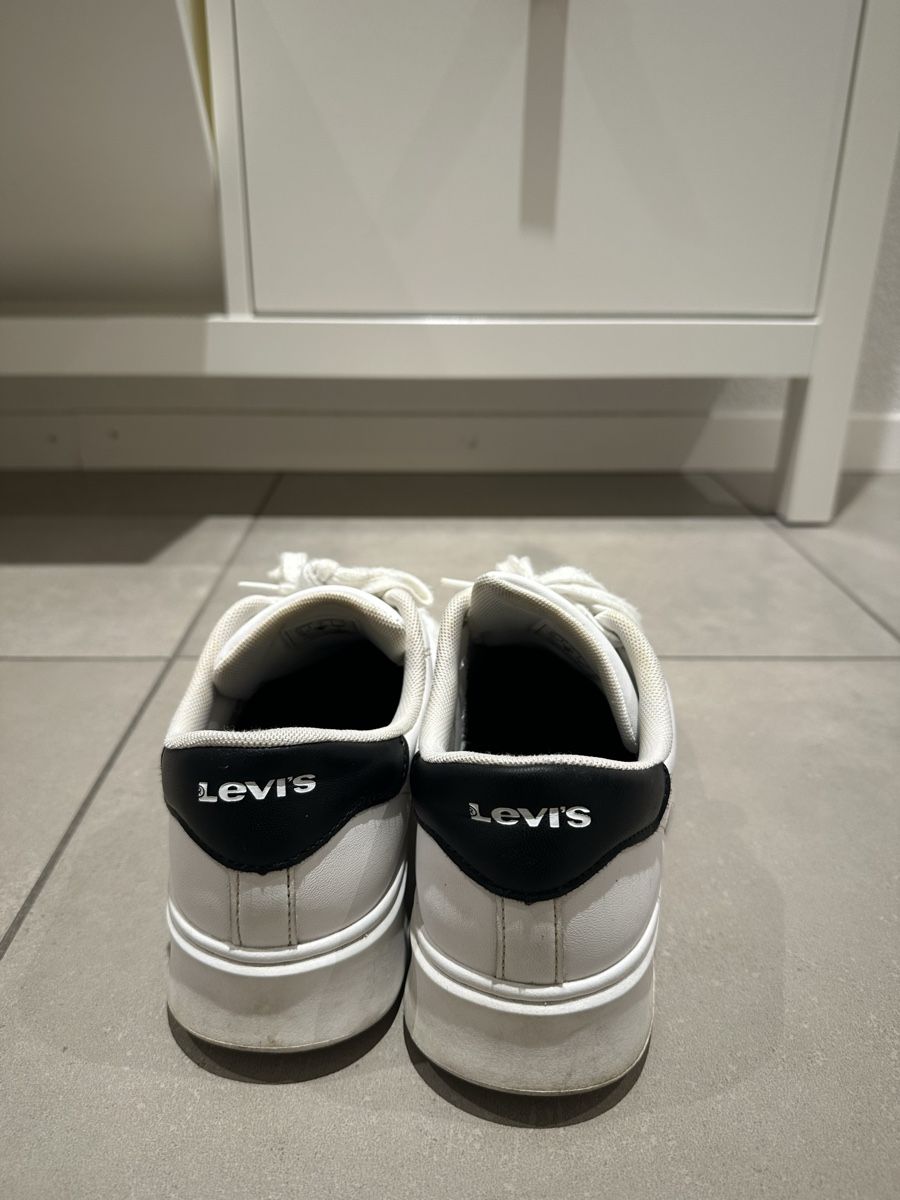 Levi's Scarpe da uomo: Baskets Levi's blanches – Nuovo (secondo la descrizione) da Bulle venduto da Miriammf_6 1