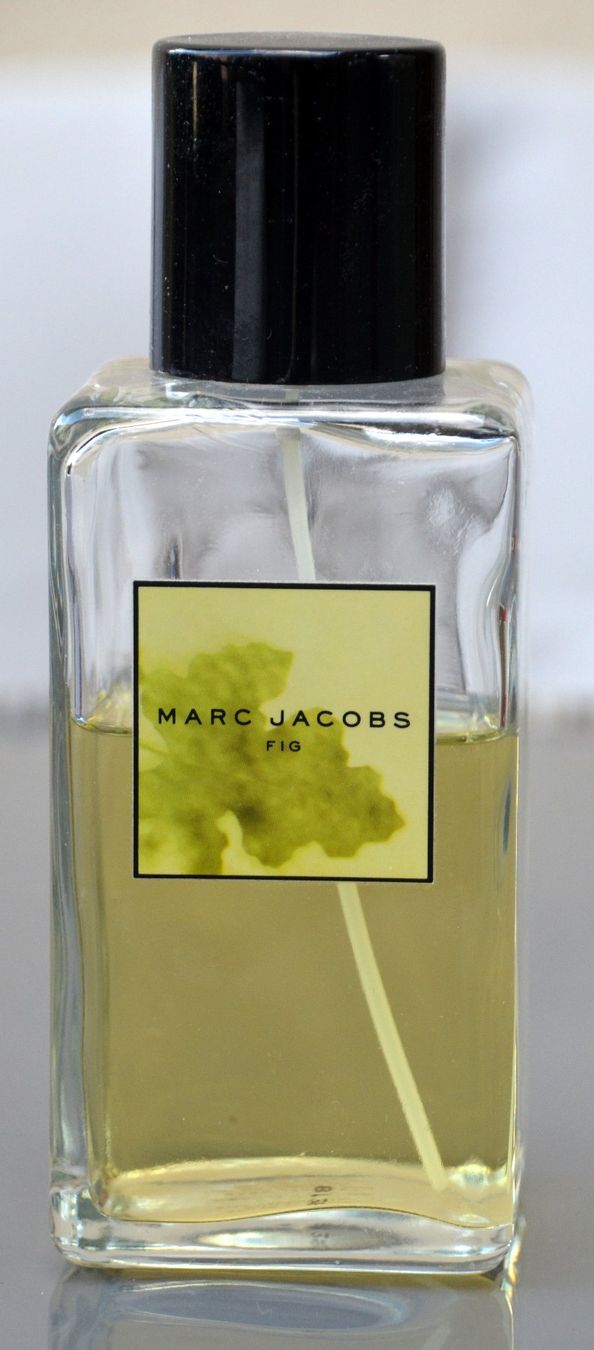 Marc Jacobs Profumi & Eau de Toilette: Marc Jacobs Fig EdT 300ml – Usato da Collonges venduto da arashee