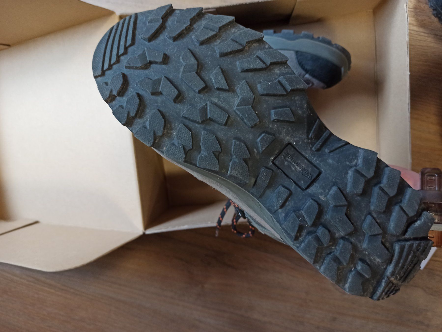Scarpe da uomo: Chaussures de marche - neuves – Nuovo (secondo la descrizione) da Fresens venduto da ren_vpx8 2