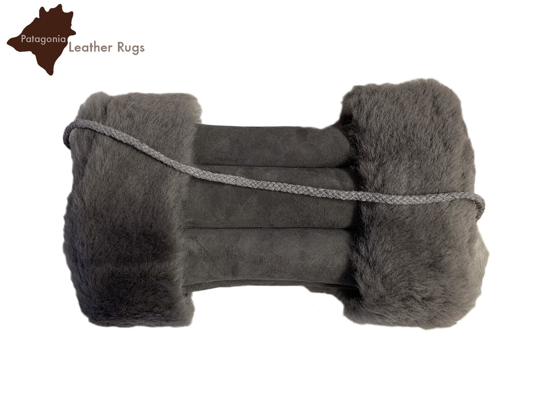 Altro in  Abbigliamento & Accessori: Handwärmer Handmuff  Lammfell 7 Farben – Nuovo e nell'imballaggio originale da Arbedo venduto da patagonialeatherrugs 3