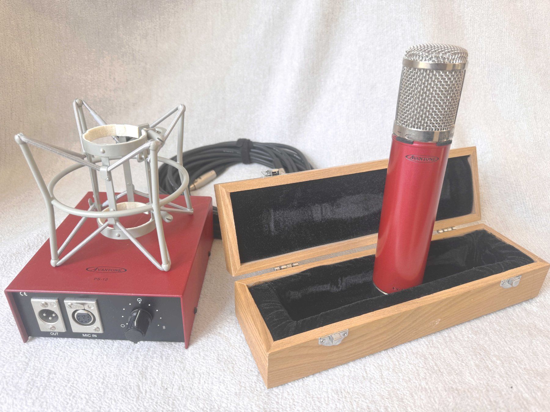 Microfoni: Avantone CV12 tube Microphone Grossmembran – Usato da Zürich venduto da Malco0 1