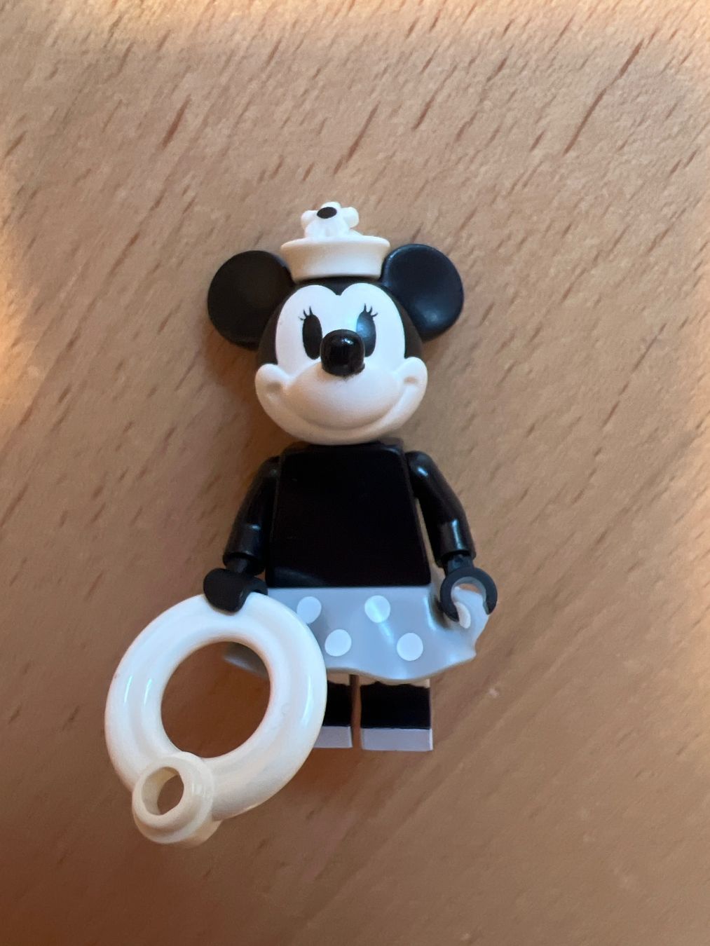 Lego Statuette: Minnie schwarz weiss – Usato da Rafz venduto da Esther90_