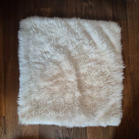 white faux fur pillow case 45x45