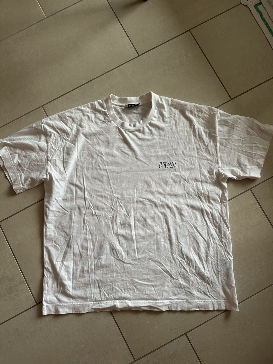 T-shirts: UVU Tee Gr. L – Neuf (Voir description) à Zürich par SunnySeller 1