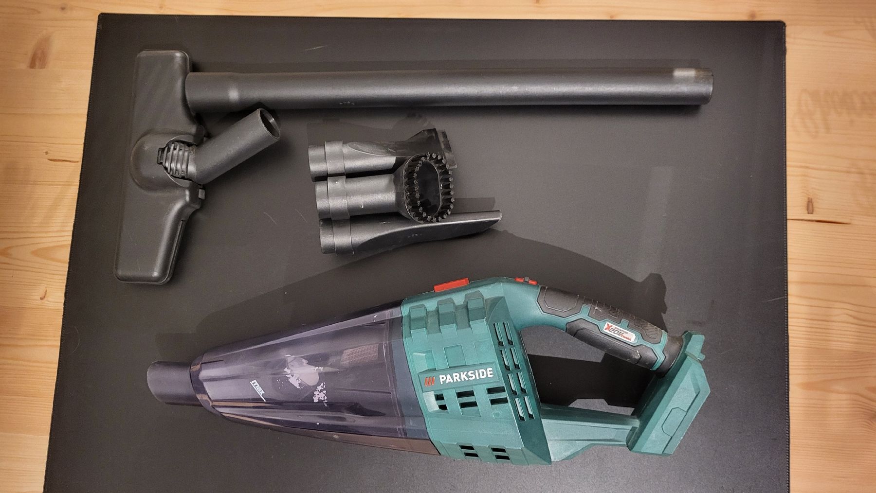 Parkside Aspirapolveri & Accessori: Akku-Handstaubsauger Parkside 20V – Usato da Uffikon venduto da LegoNavi