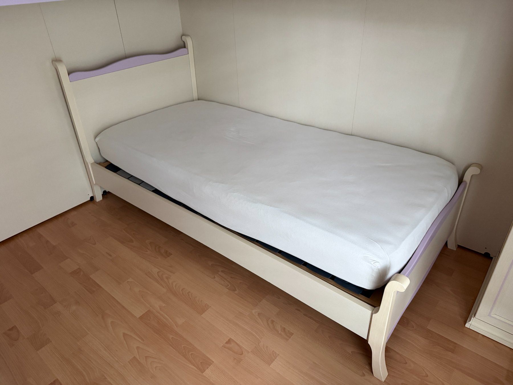 Lits: Bett mit Matratze und Lattenrost – D'occasion à Winterthur par Alexsimpa