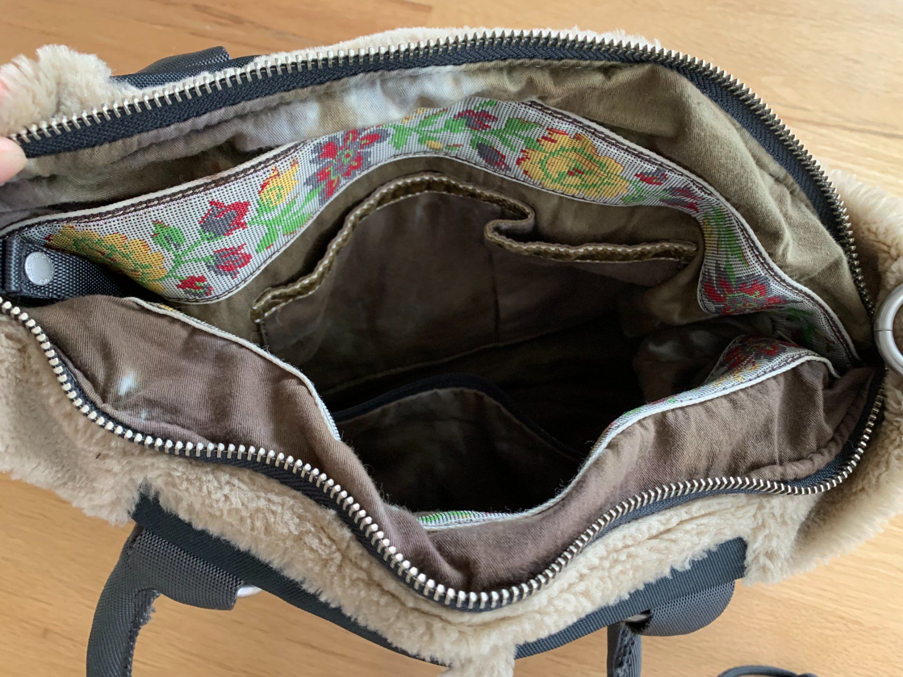 George Gina & Lucy Borse da donna: George, Gina & Lucy Tasche – Usato da Nendeln venduto da smile020 3