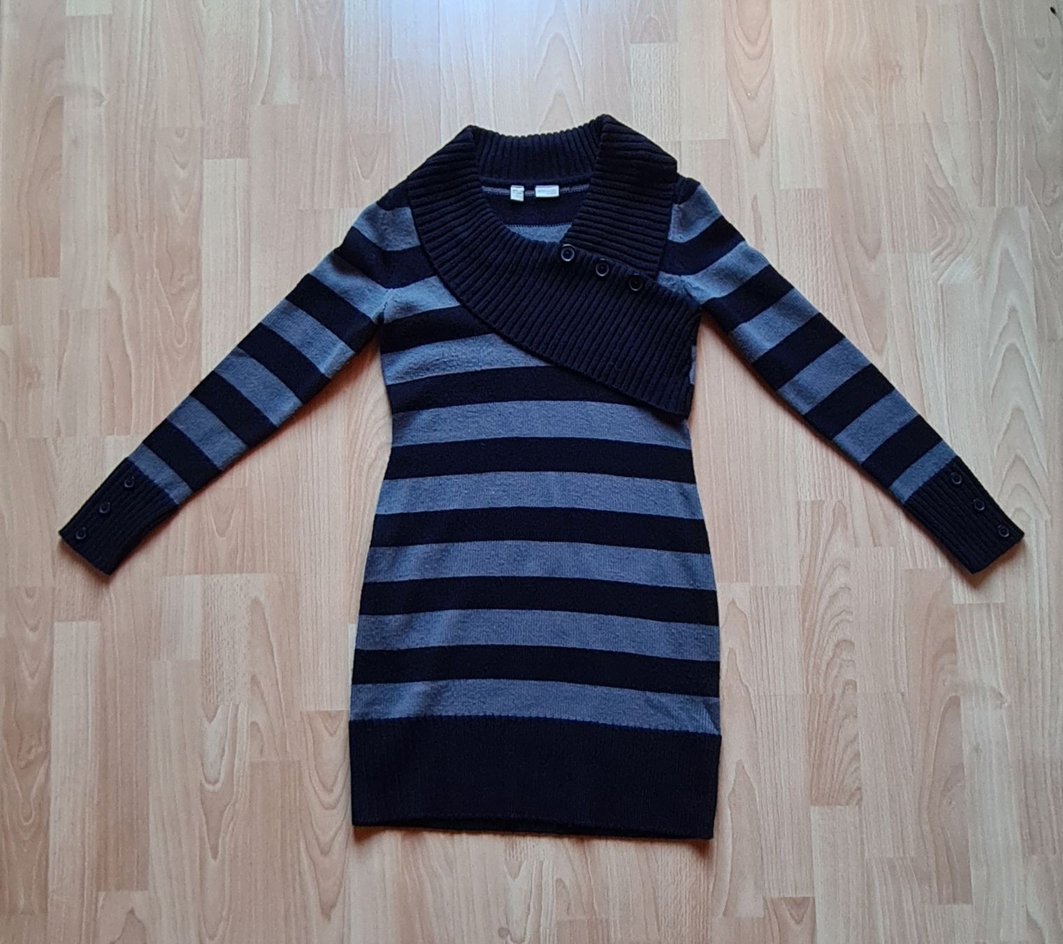 Kleider: Strickkleid – Gebraucht aus Davos Frauenkirch von Cluetsch 1
