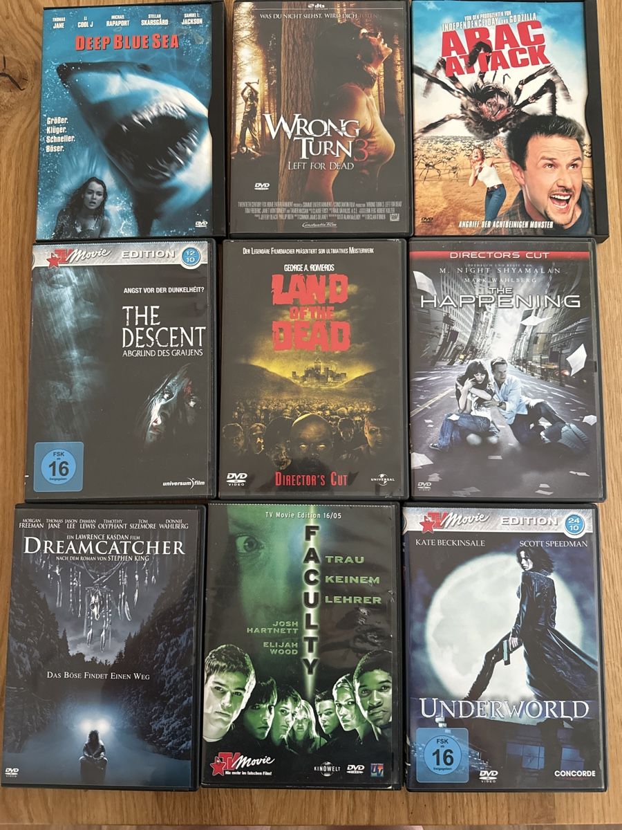 Tutti i DVDs: 9 Horror DVDs Underworld The Descent Deep Blue Sea Dreamcatc – Usato da Muhen venduto da Kusi_