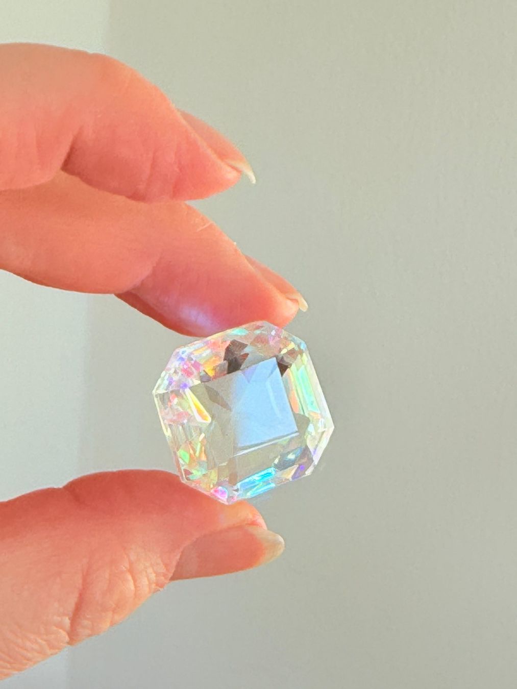 Pietre preziose: 65.35 Ct Asscher Cut Loose Gemstone Certified – Nuovo e nell'imballaggio originale da Genève venduto da AWWA