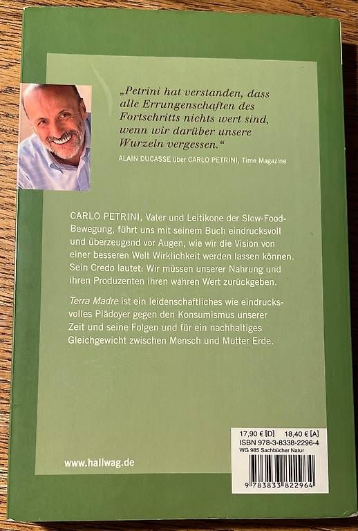 Bücher: Terra Madre – Gebraucht aus Untersiggenthal von Sirvega 1