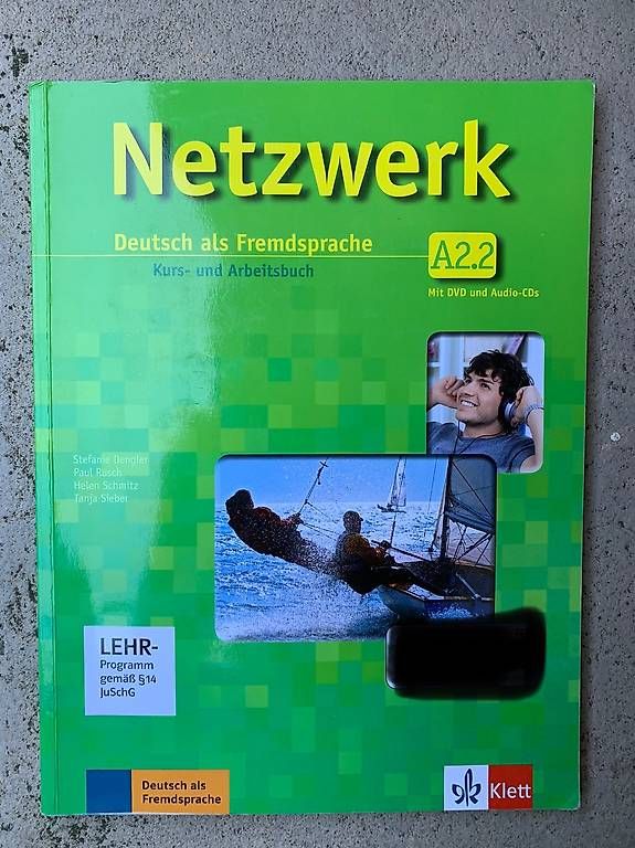 Livres: Deuchst Buch A2.2 – D'occasion à Bern par Veronicapadurr