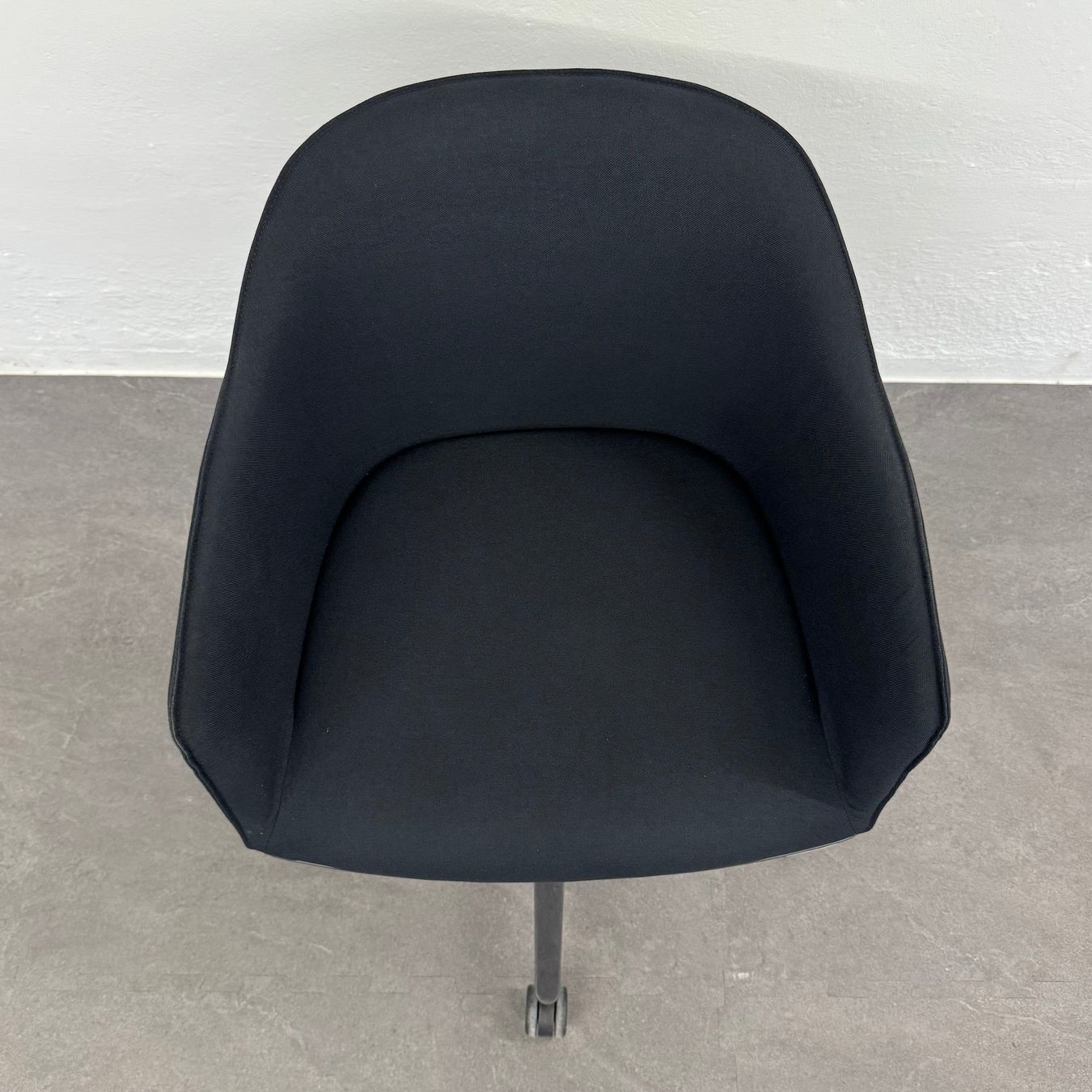Sedie a rotelle: Vitra Softshell Chair – Usato da Schönenwerd venduto da mcofficeshop 7