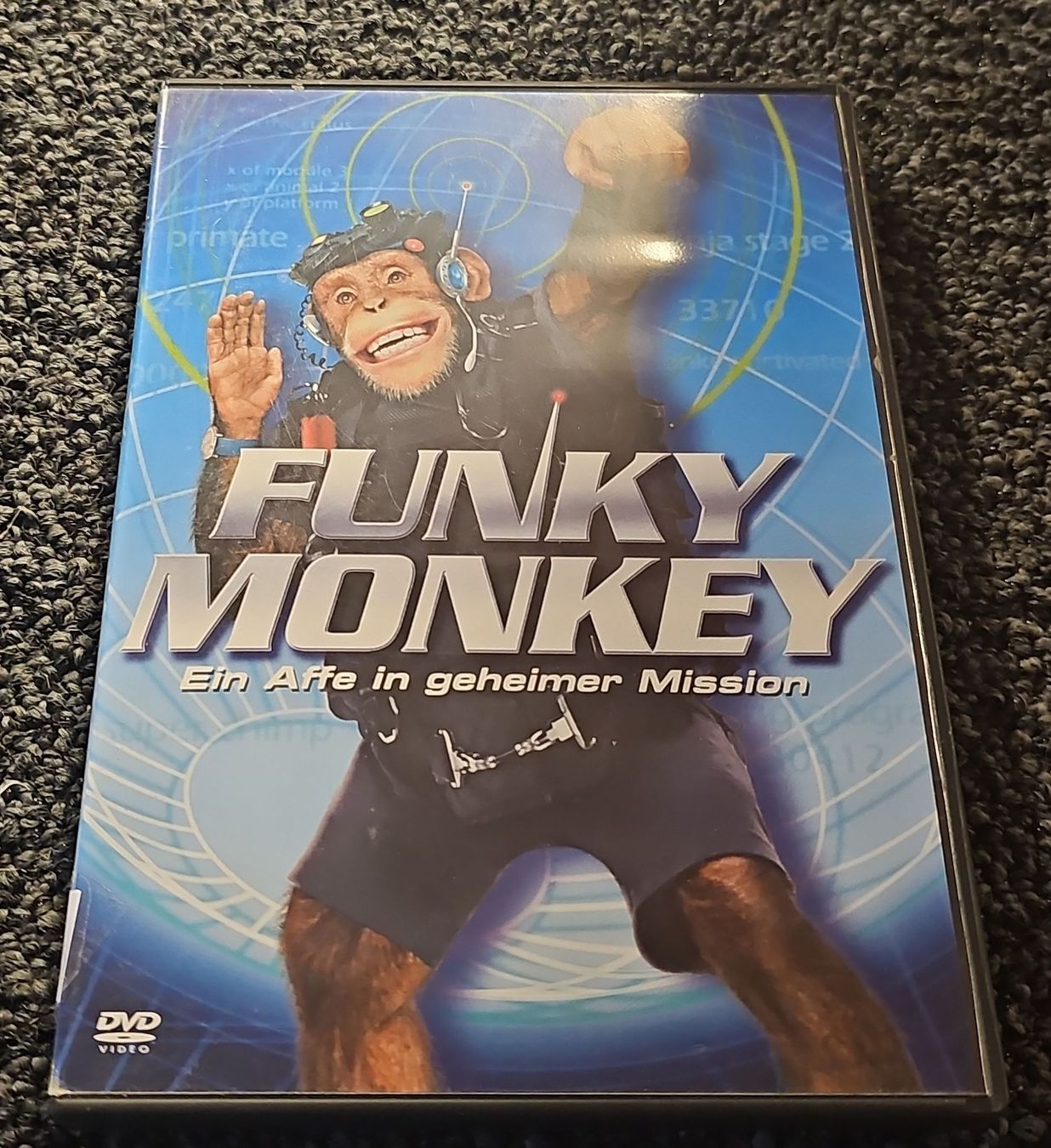 Alle DVDs: Funky Monkey (20818) – Gebraucht aus Ruswil von jan_bxl5