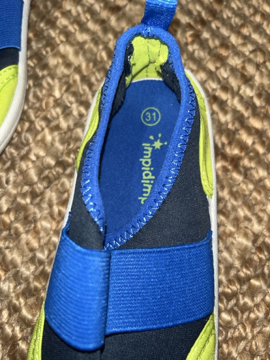 Scarpe per ragazzi: Badeschuhe für Kinder, Gr.31 – Usato da Dottikon venduto da cimar 2