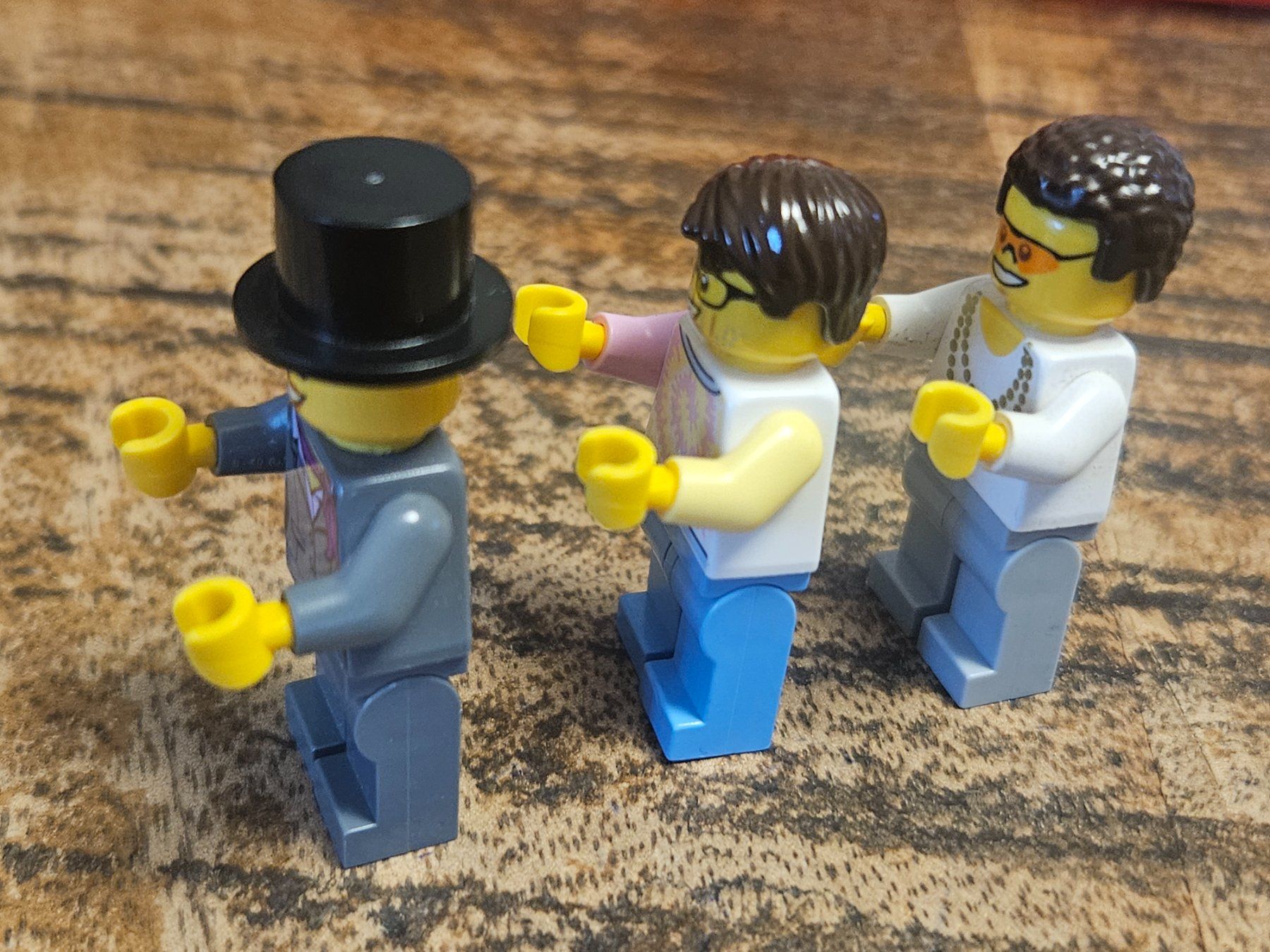 Lego Kit di costruzioni: lego lot de 3 figurines – Usato da Confignon venduto da Ecrofigs 2