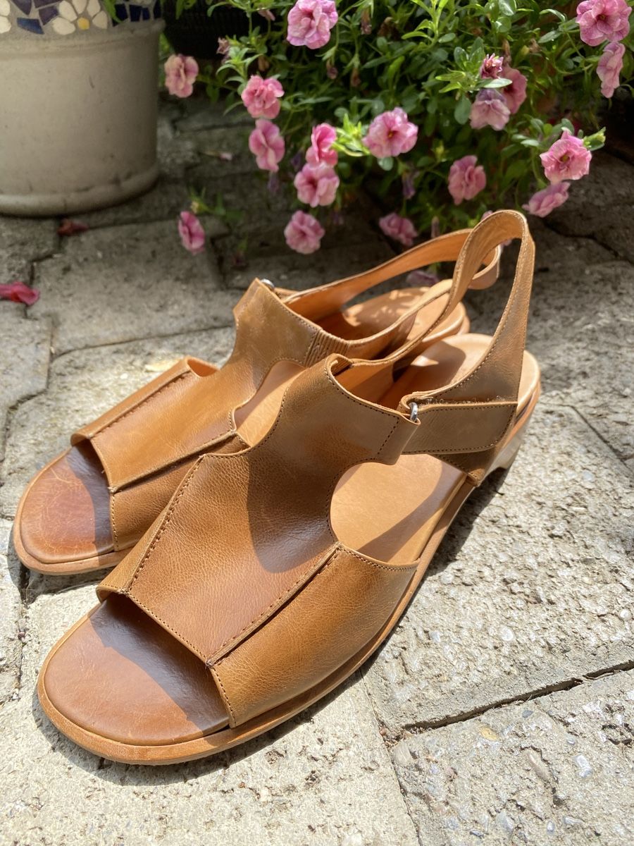 Scarpe da donna: Vabene Ledersandalen, hellbraun, Grösse 40 – Nuovo (secondo la descrizione) da Hünenberg venduto da a.u.849