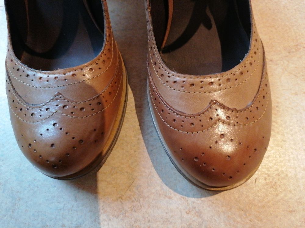 Chaussures femmes: Alessandro Bonciolini Gr. 41 Riemchen Pumps Leder – D'occasion à Klingnau par vollmond36 8