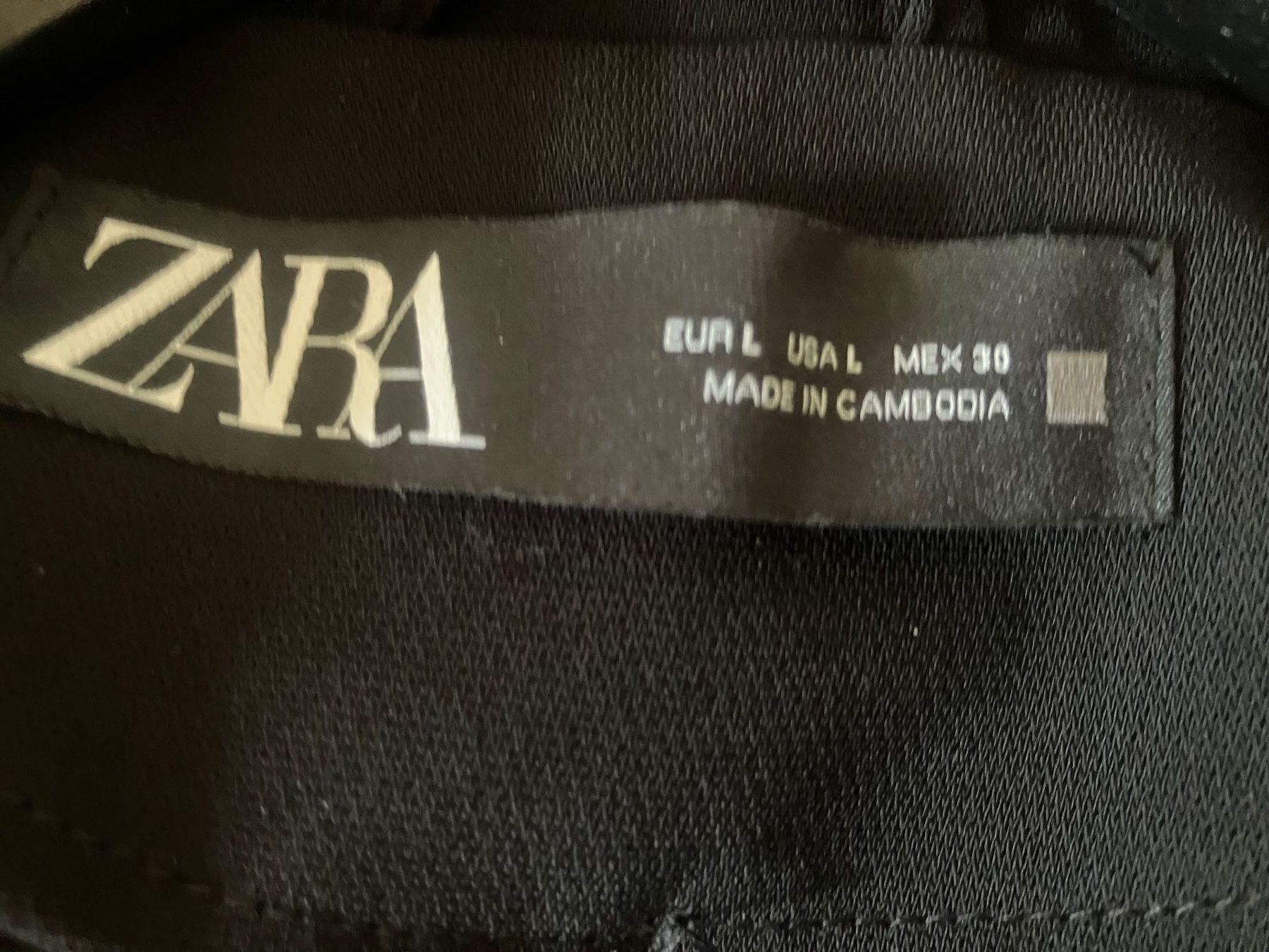 Zara Kleider: Robe Zara élégante – Neu (gemäss Beschreibung) aus Courtételle von ann_gv7r 2