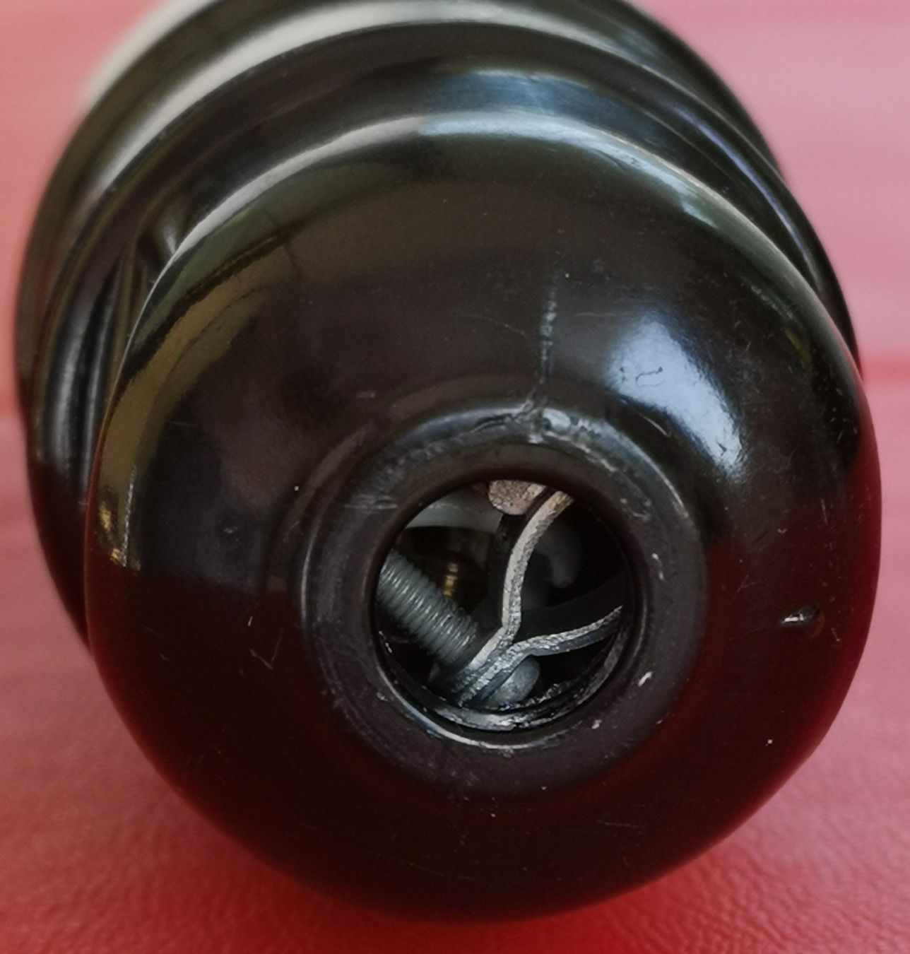 Spine: 2 alte Stecker Schutzkontaktstecker + 2-poliger C-Stecker? – Usato da Zürich venduto da Tanteemma369 2